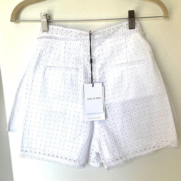 Sass and Bide Mini Eyelet Shorts Womens 6 White High Rise Cotton Tailored Summer - Picture 3 of 9